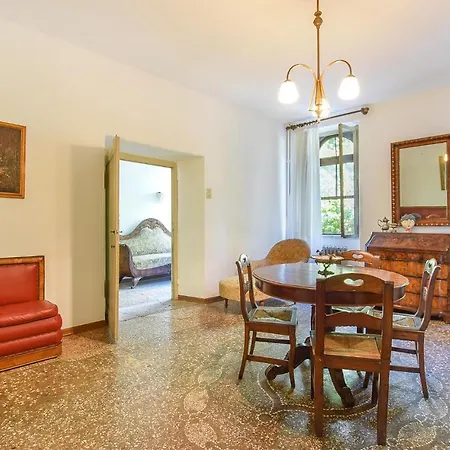 Apartamento Beautiful In With Kitchen *