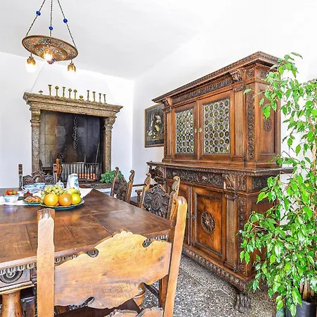 Apartamento Beautiful In With Kitchen Feltre